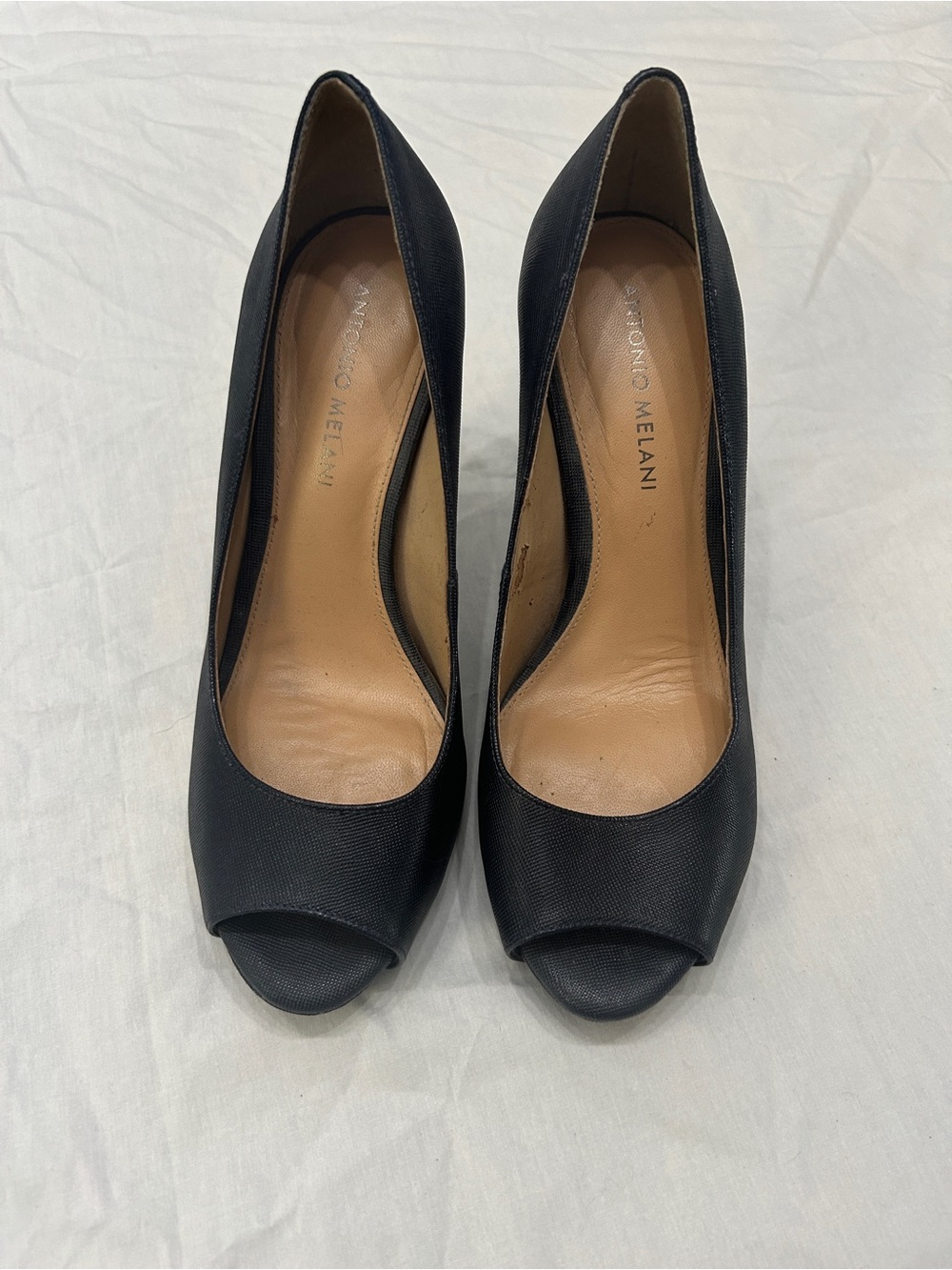 Women’s Antonio Melani Designer Black Leather Dress Pumps Peep Toe Size 8.5